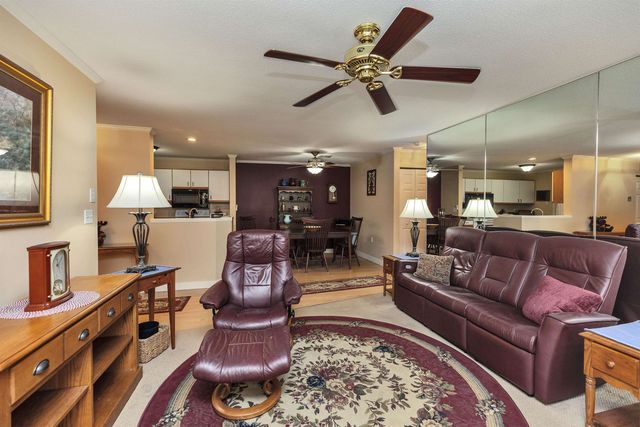 39 Windsor Ct Unit B, Keene, NH 03431