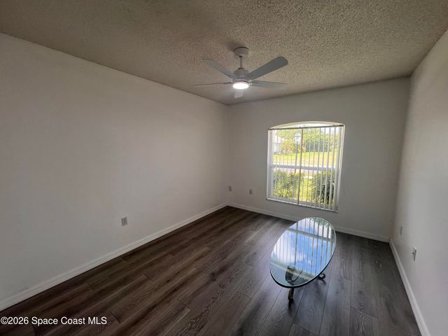 2126 Redwood Circle NE, Palm Bay, FL 32905