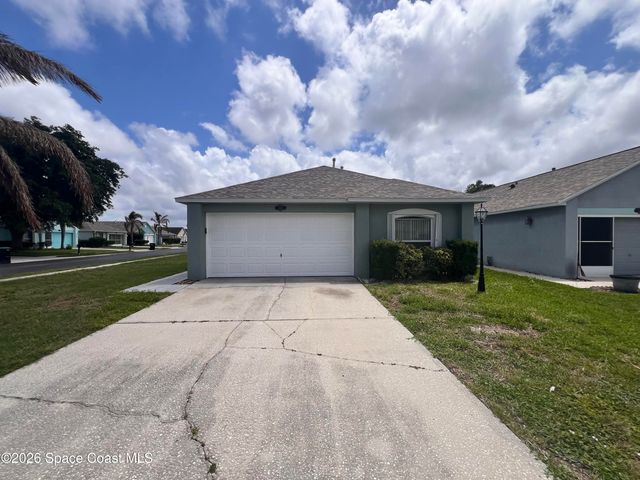 2126 Redwood Circle NE, Palm Bay, FL 32905