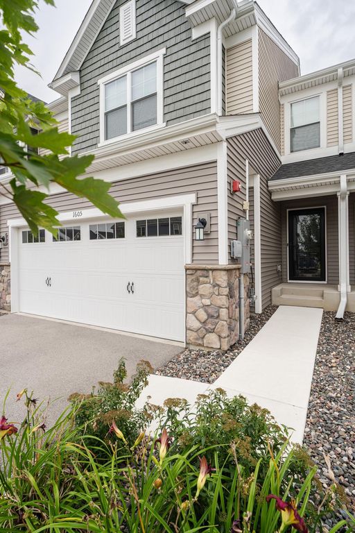 1605 Gable Drive, Carver, MN 55315 — photo 2