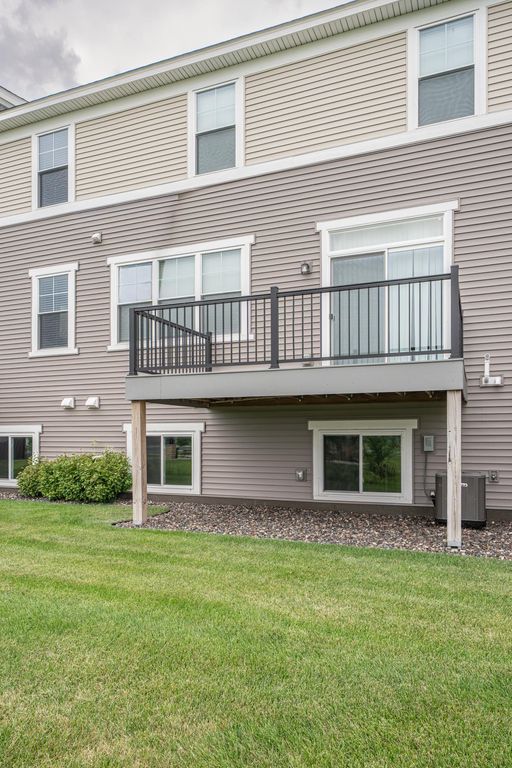 1605 Gable Drive, Carver, MN 55315 — photo 4