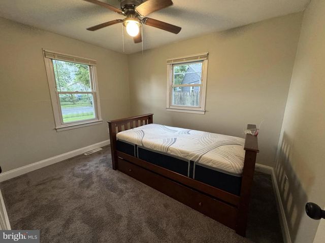 901 SPENCER DR, Croydon, PA 19021