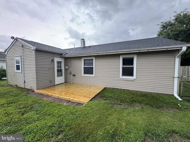 901 SPENCER DR, Croydon, PA 19021