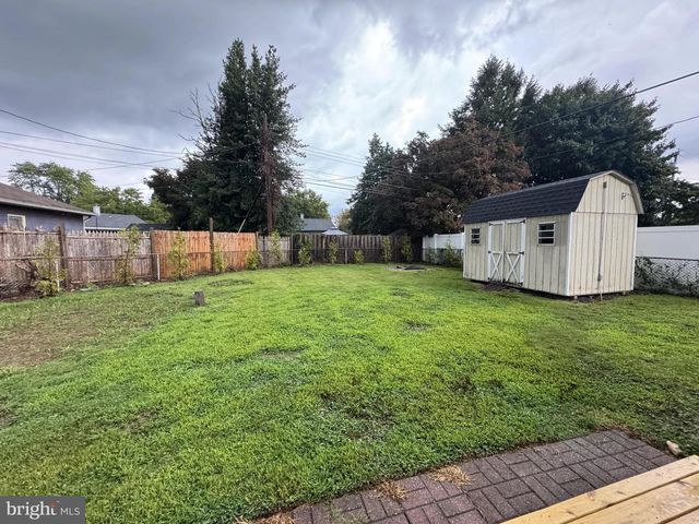 901 SPENCER DR, Croydon, PA 19021