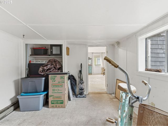 731 11TH Ave, Seaside, OR 97138