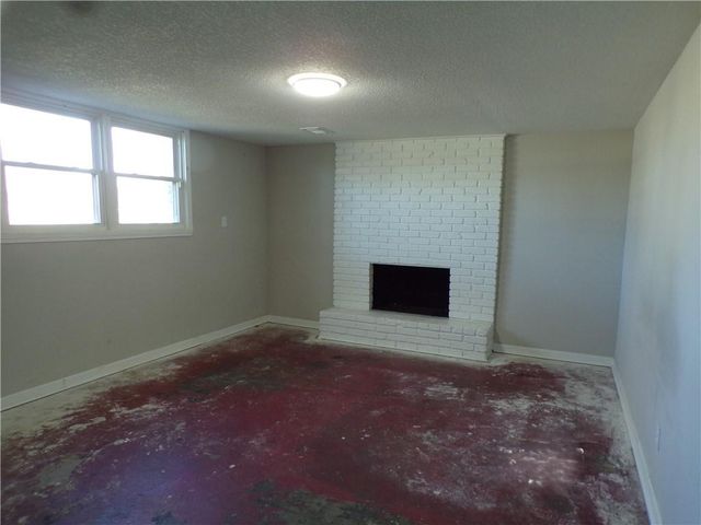908 SW 14th Street Terrace, Blue Springs, MO 64015