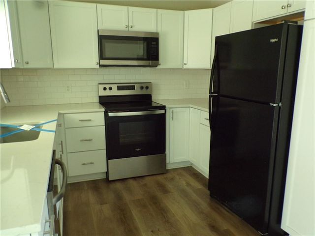 908 SW 14th Street Terrace, Blue Springs, MO 64015