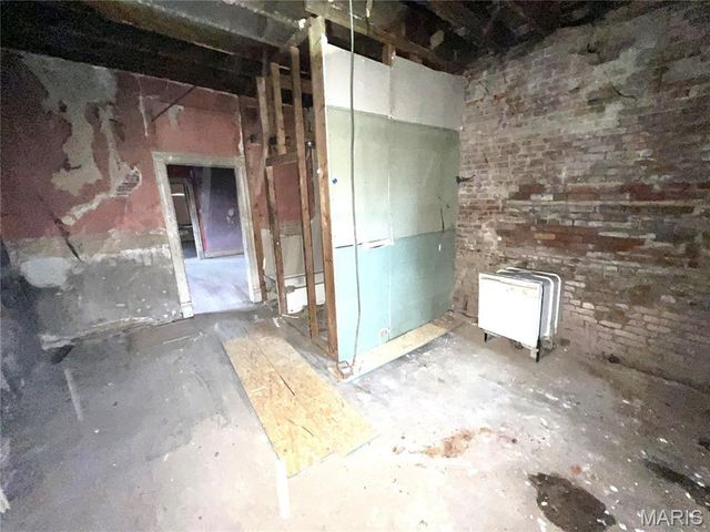 2205 Osage Street, St Louis, MO 63118