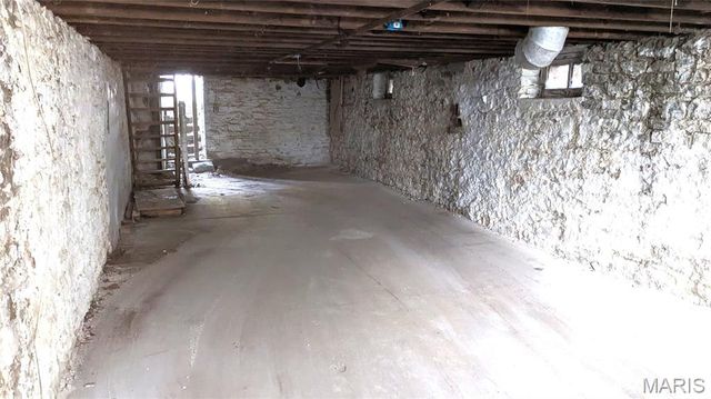 2205 Osage Street, St Louis, MO 63118