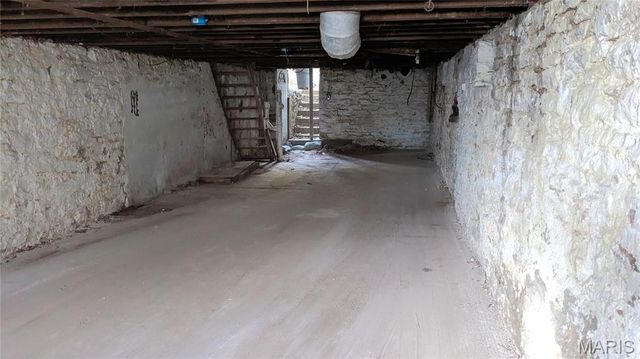 2205 Osage Street, St Louis, MO 63118