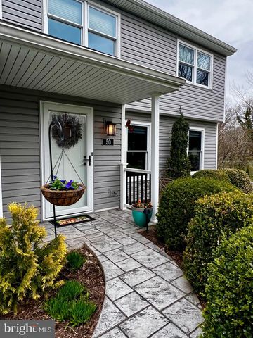 50 FAIRWAY DR, Camp Hill, PA 17011