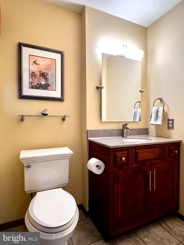 50 FAIRWAY DR, Camp Hill, PA 17011