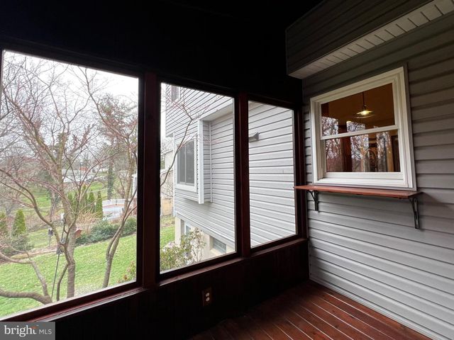 50 FAIRWAY DR, Camp Hill, PA 17011