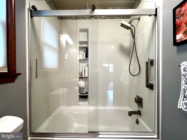 50 FAIRWAY DR, Camp Hill, PA 17011