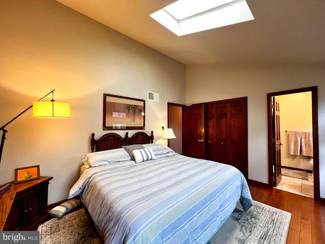 50 FAIRWAY DR, Camp Hill, PA 17011