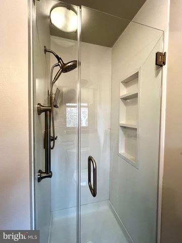 50 FAIRWAY DR, Camp Hill, PA 17011