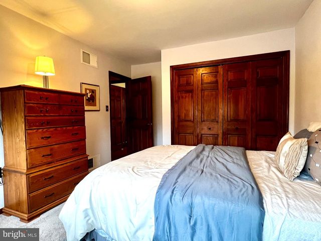 50 FAIRWAY DR, Camp Hill, PA 17011