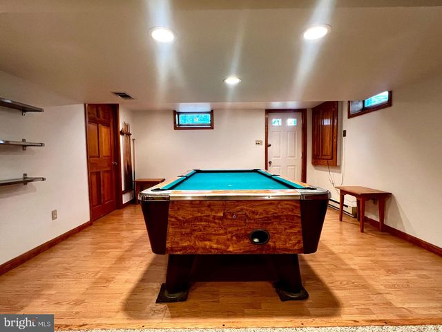 50 FAIRWAY DR, Camp Hill, PA 17011