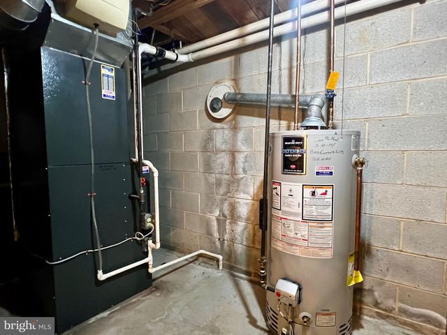 50 FAIRWAY DR, Camp Hill, PA 17011