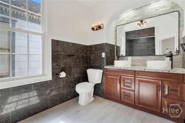 513 W 37th Street, Savannah, GA 31415