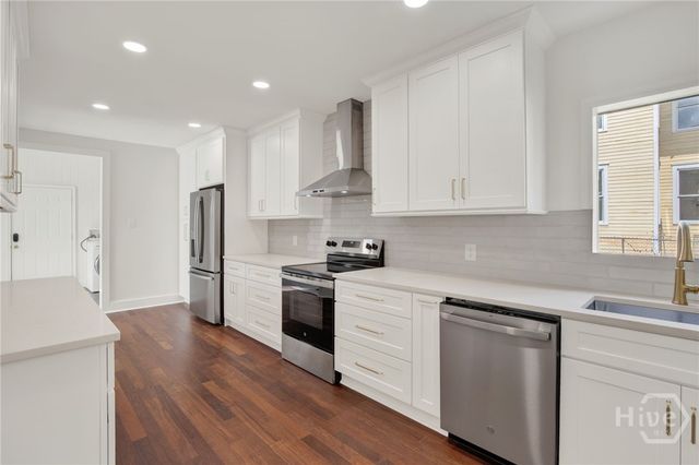 513 W 37th Street, Savannah, GA 31415