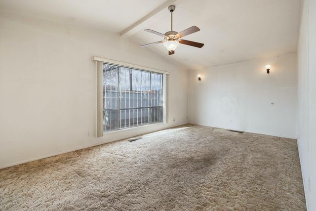 625 Grace Street NE, Albuquerque, NM 87123