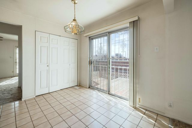 625 Grace Street NE, Albuquerque, NM 87123