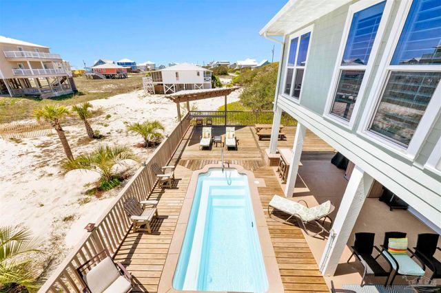 6760 Sea Shell Dr, Gulf Shores, AL 36542