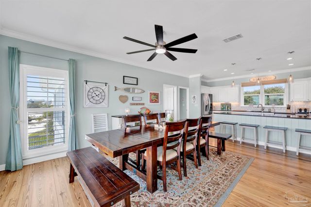 6760 Sea Shell Dr, Gulf Shores, AL 36542