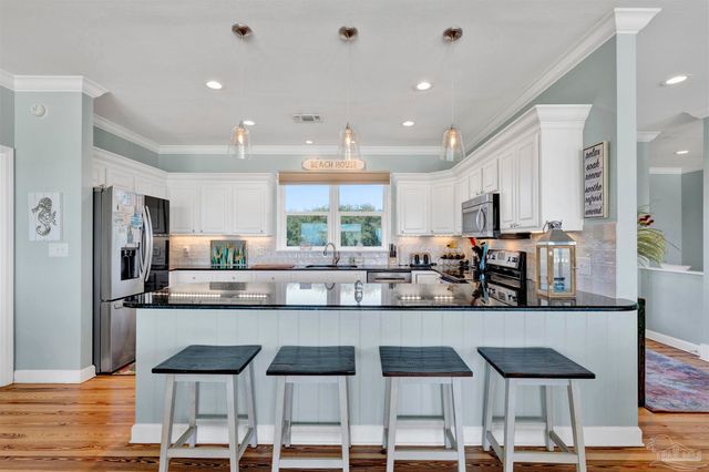 6760 Sea Shell Dr, Gulf Shores, AL 36542