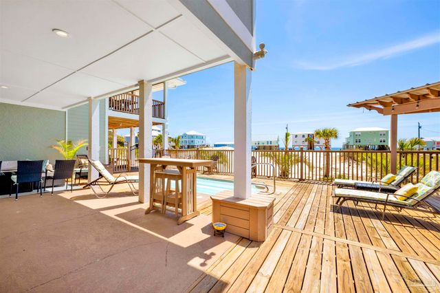 6760 Sea Shell Dr, Gulf Shores, AL 36542