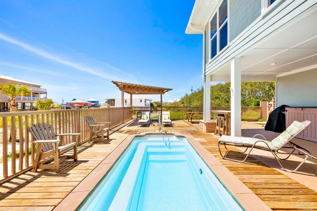 6760 Sea Shell Dr, Gulf Shores, AL 36542