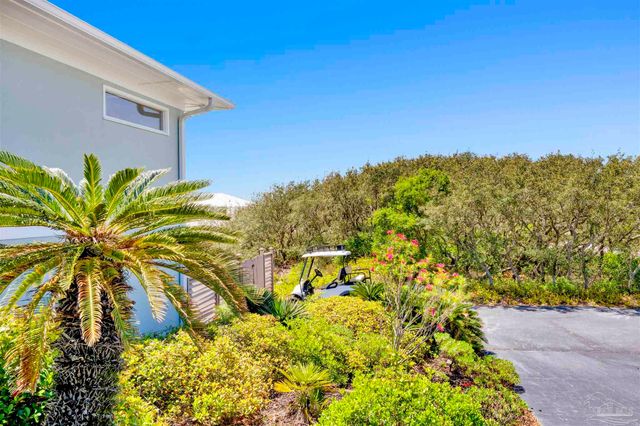6760 Sea Shell Dr, Gulf Shores, AL 36542