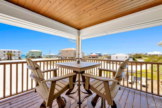 6760 Sea Shell Dr, Gulf Shores, AL 36542