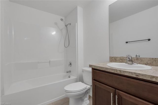 414 NW 13th TER, Cape Coral, FL 33993