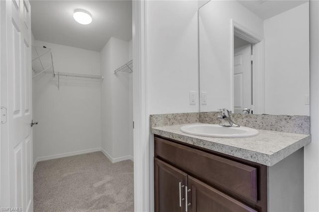 414 NW 13th TER, Cape Coral, FL 33993