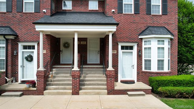 53274 Providence Drive W, Shelby Charter Township, MI 48316