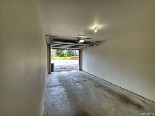 53274 Providence Drive W, Shelby Charter Township, MI 48316