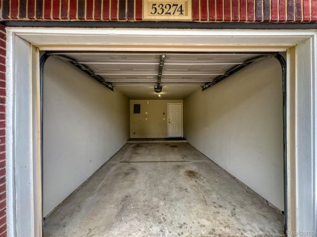 53274 Providence Drive W, Shelby Charter Township, MI 48316