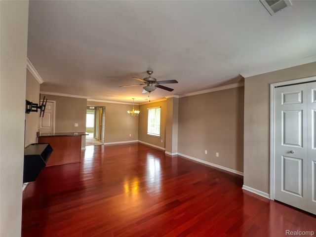 53274 Providence Drive W, Shelby Charter Township, MI 48316
