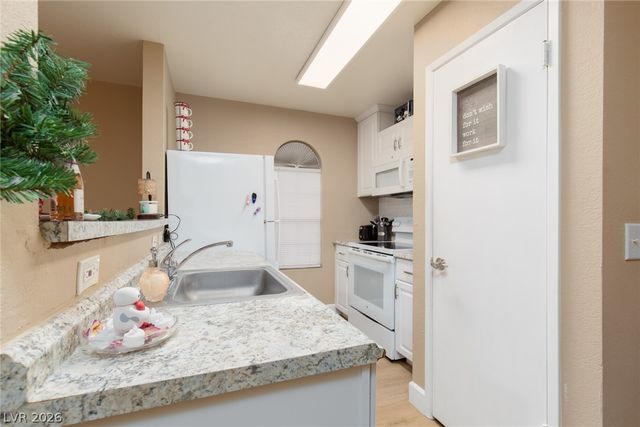 3632 Di Salvo Drive 56, Las Vegas, NV 89103