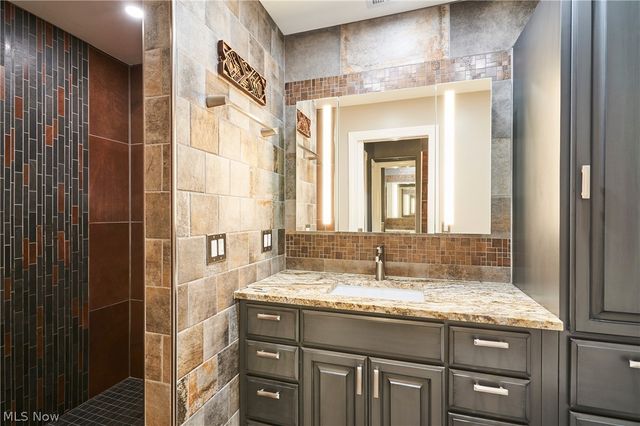 3800 Rosemont Boulevard 113C, Fairlawn, OH 44333
