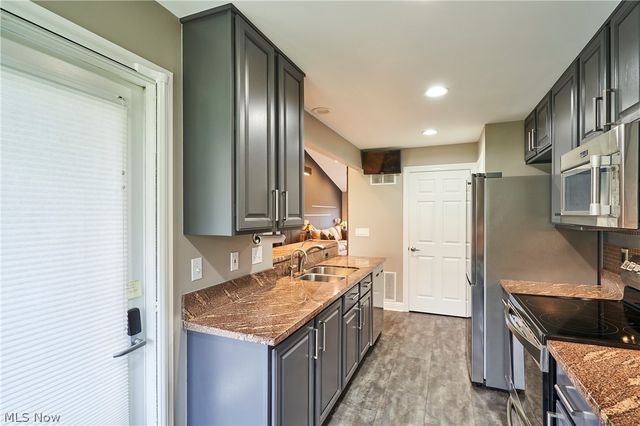 3800 Rosemont Boulevard 113C, Fairlawn, OH 44333