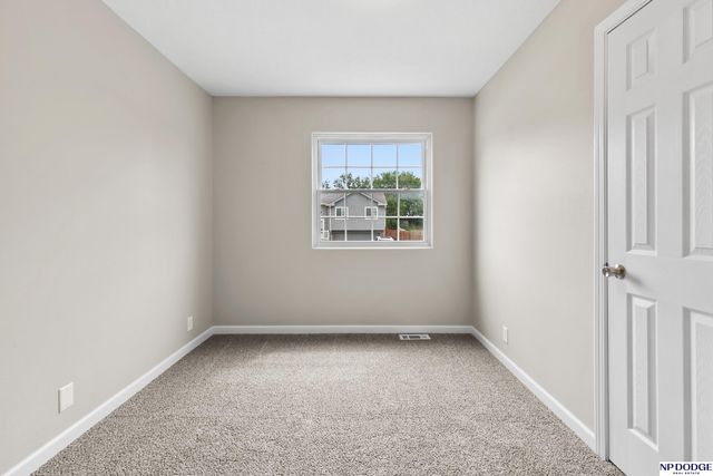 10802 S 17th Street, Bellevue, NE 68123