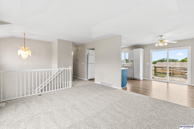 10802 S 17th Street, Bellevue, NE 68123
