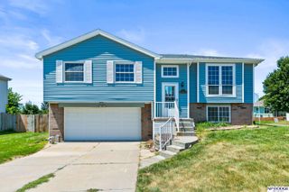 10802 S 17th Street, Bellevue, NE 68123