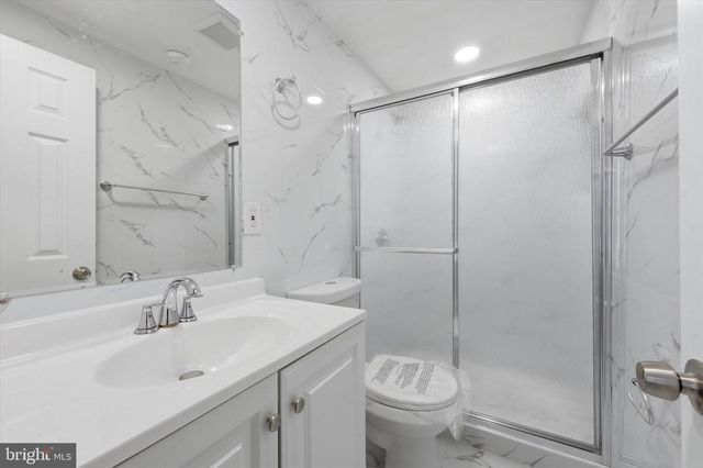 1335 GREEN ST, Marcus Hook, PA 19061