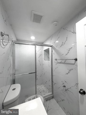 1335 GREEN ST, Marcus Hook, PA 19061