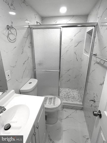 1335 GREEN ST, Marcus Hook, PA 19061