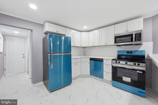 1335 GREEN ST, Marcus Hook, PA 19061